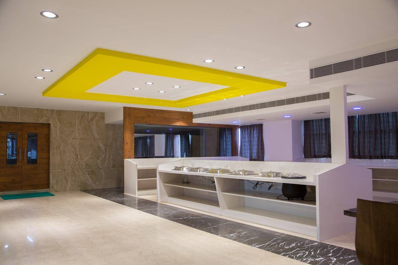 Hotel Hills Tirupattur Tiruppatur Buitenkant foto