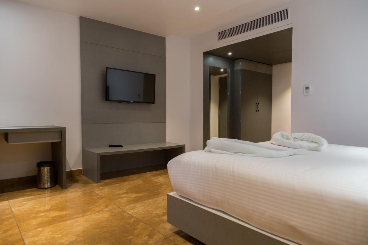 Hotel Hills Tirupattur Tiruppatur Buitenkant foto