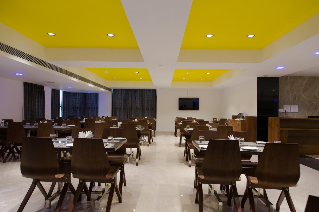 Hotel Hills Tirupattur Tiruppatur Buitenkant foto